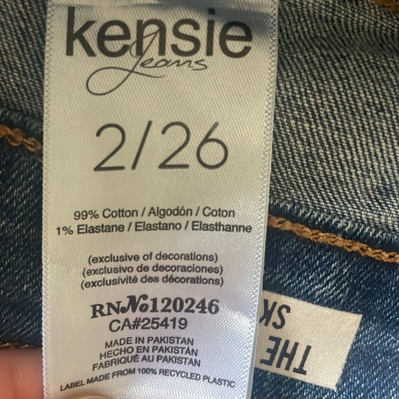Kensie Women’s The Effortless Skinny Crop Jeans - Picture 6 of 6